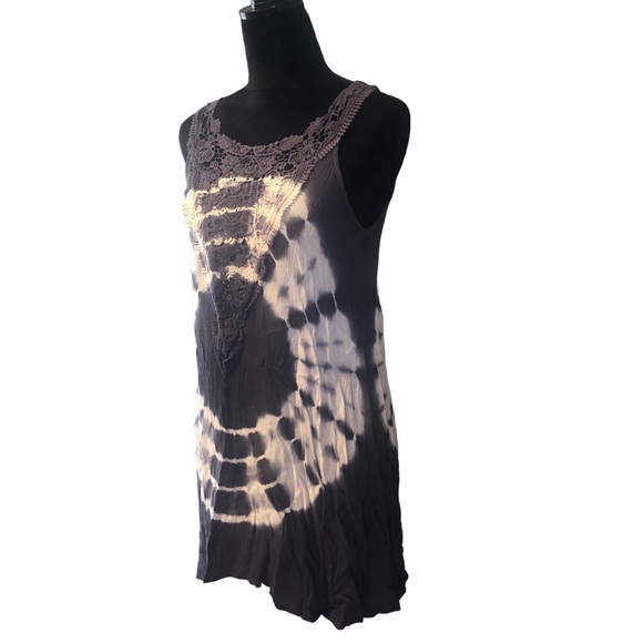 Kori America Navy Blue Tie Dyed Laced Neckline Tank size Small - Picture 5 of 8